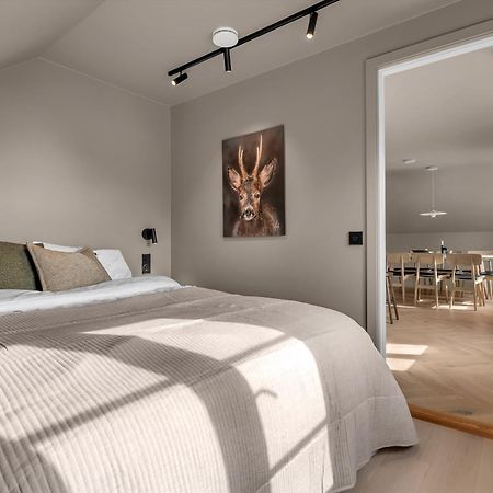 The Loft - Central Top Floor Apartment With 4 Bedrooms Tromso Exterior photo