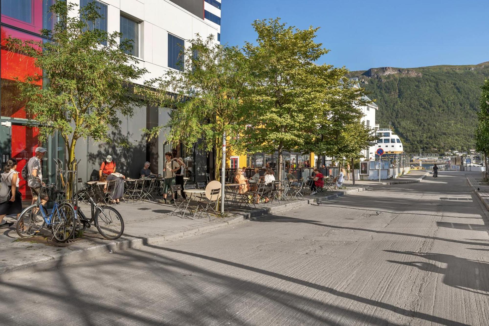 The Loft - Central Top Floor Apartment With 4 Bedrooms Tromso Exterior photo